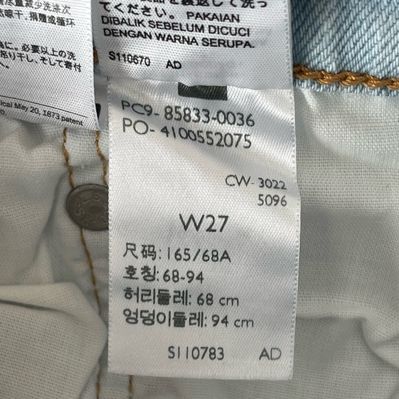 NWT Levi’s 501 high rise jeans shorts light wash 27 - Picture 9 of 10